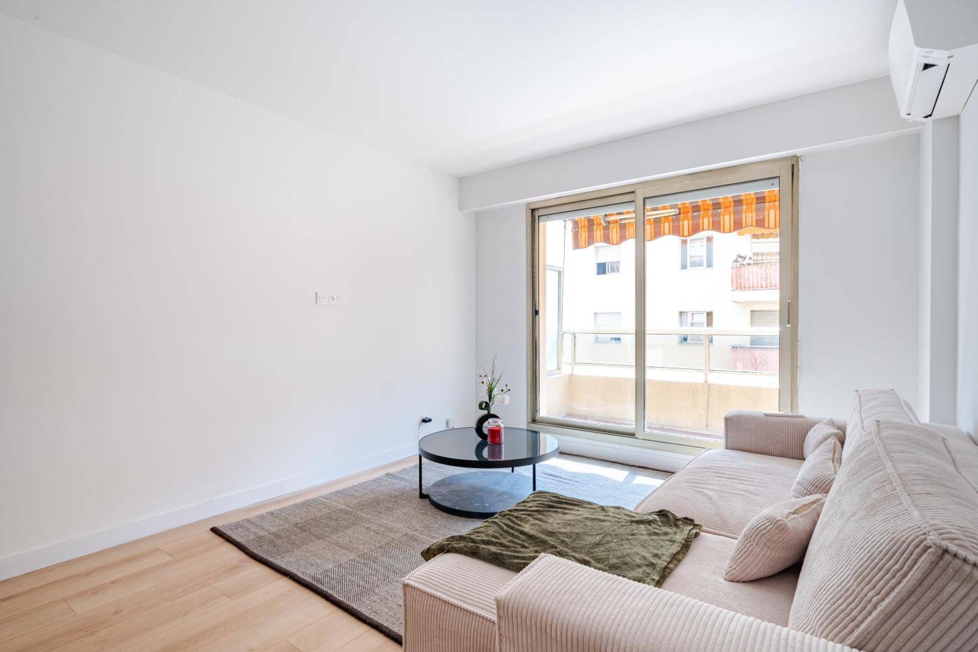 Near Old Town And Apartment Fully Renovated Nice Dış mekan fotoğraf